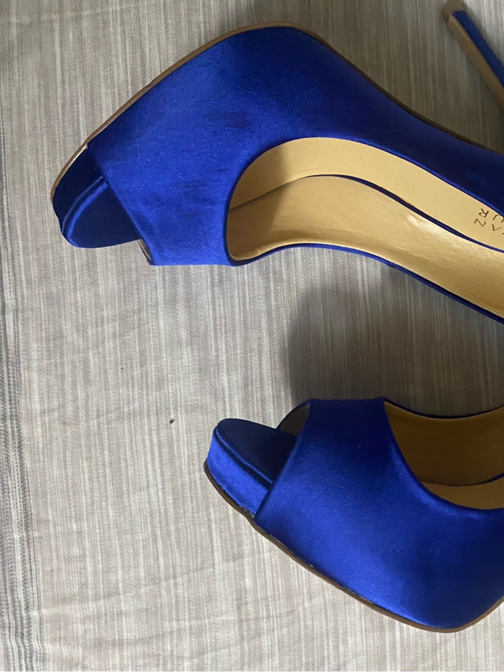 Badgley Mischka Cobalt Blue Satin Peep-Toe Platform Heels